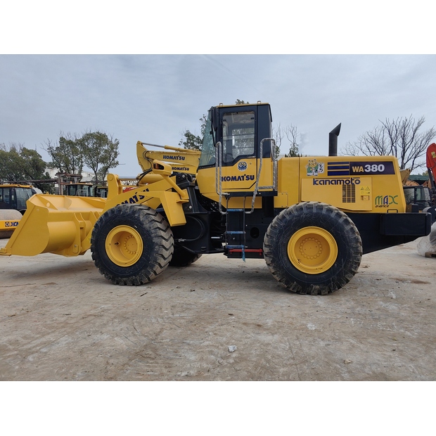 2023 كوماتسو WA380-3-44209807