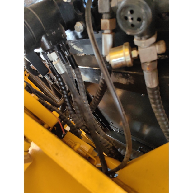 2023 ليوكونج 856-44209824