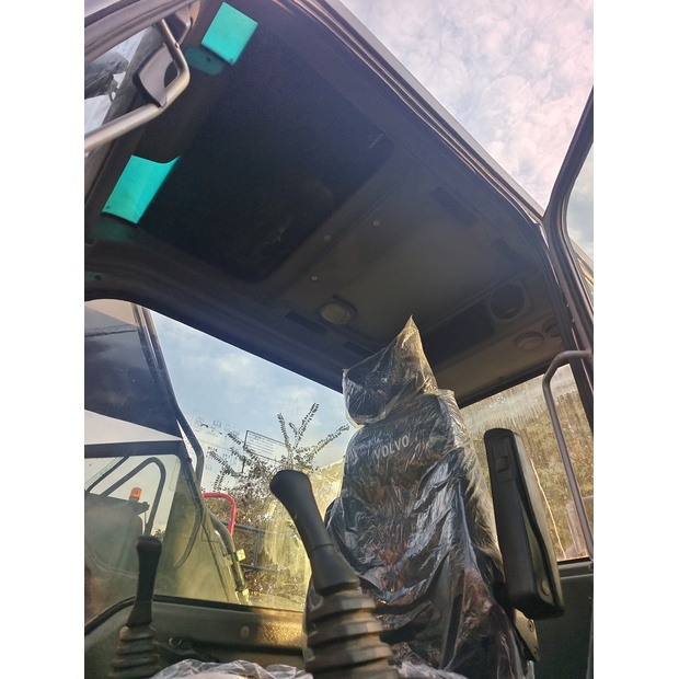 2023 Volvo EC210B-44209883