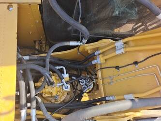 2023-caterpillar-320d2-1393125-44209910