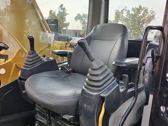 2023-caterpillar-320d-1393134-44210021