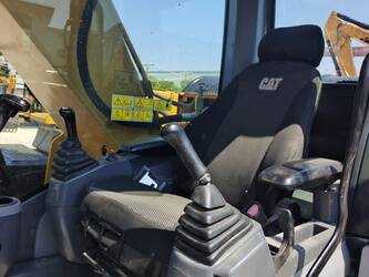 2023-caterpillar-320d2l-1393135-44210036