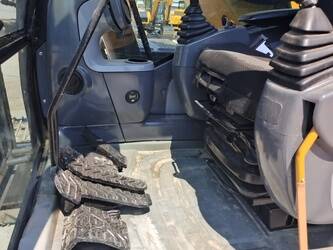 2023-caterpillar-320d2l-1393135-44210039