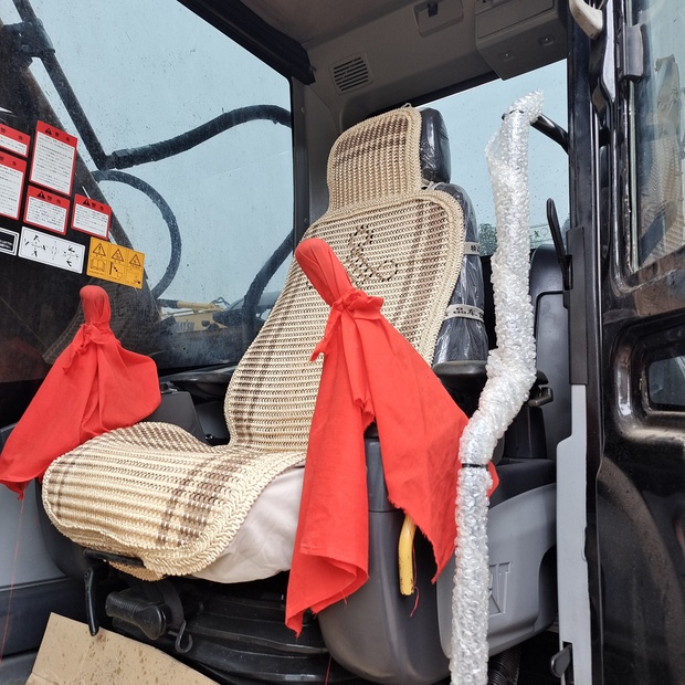 2023 Caterpillar 320DL-44210052