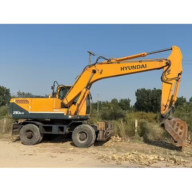 2023 Hyundai R210W-9-44210122