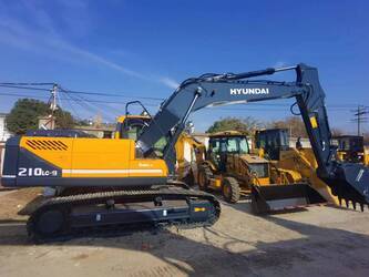 صورة ل حفارات مجنزرة 2022 هيونداي 210LC-9 للبيع في الصّين