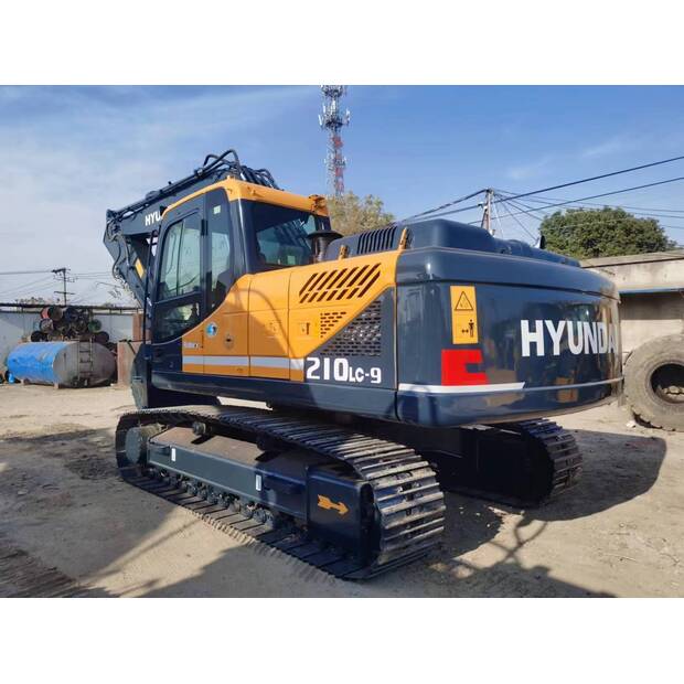 2022 هيونداي 210LC-9-44210249