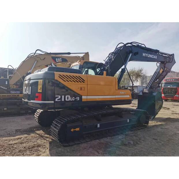 2022 هيونداي 210LC-9-44210252