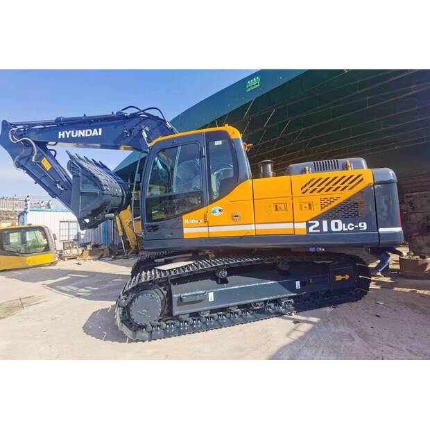 2022 هيونداي 210LC-9-44210257