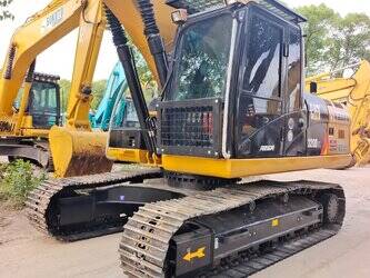 صورة ل حفارات 2023 كاتربيلر 324DL