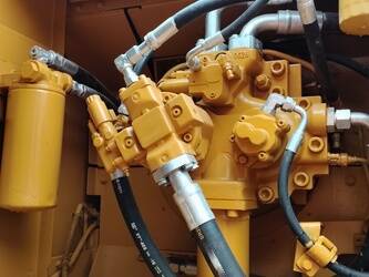 2023-caterpillar-330d-1393147-44210363