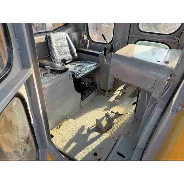 2017 كاتربيلر D8H-44210452