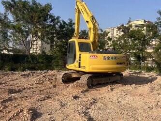 صورة ل حفارات 2023 كوماتسو PC120