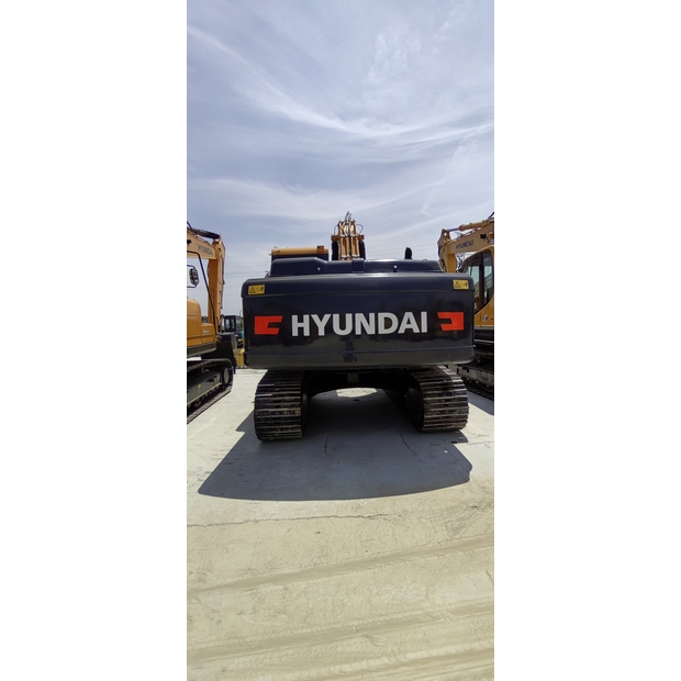 2024 هيونداي 215LC-9T-44210601