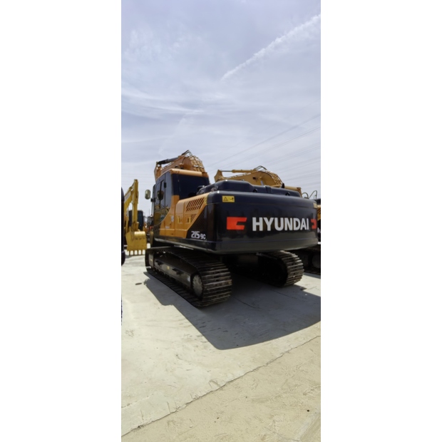 2024 هيونداي 215LC-9T-44210602