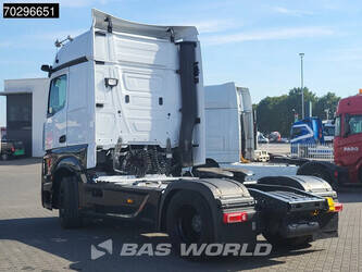 2021-mercedes-benz-actros-1848-1321141-44211209