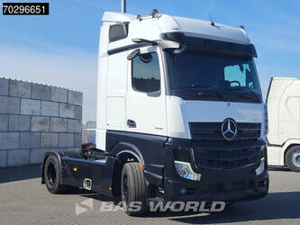 2021-mercedes-benz-actros-1848-1321141-44211210