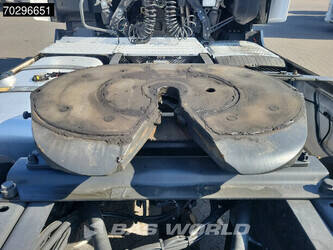 2021-mercedes-benz-actros-1848-1321141-44211221