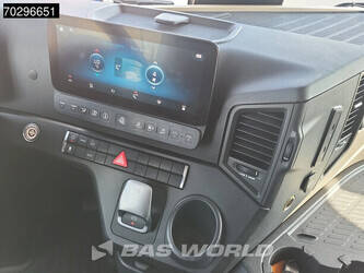 2021-mercedes-benz-actros-1848-1321141-44211230