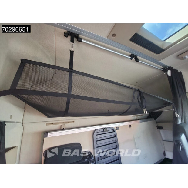 2021 Mercedes-Benz Actros 1848-44211238