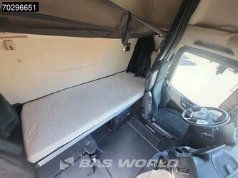 2021-mercedes-benz-actros-1848-1321141-44211239