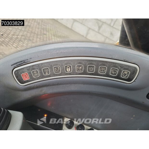 2010 JCB JS145LC-44211485