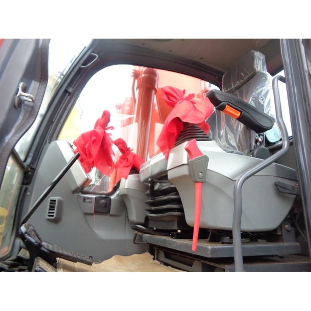 2020 Doosan DX225LC-44211715