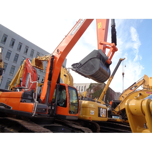 2021 Doosan DX225-44211731