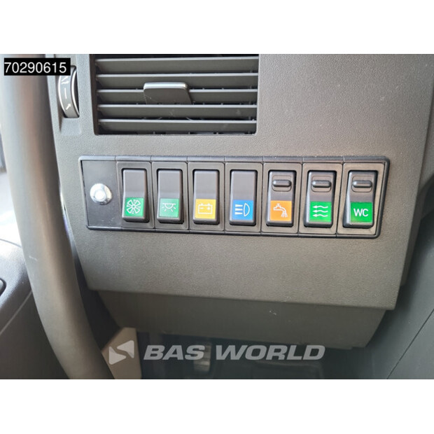 2015 فولفو FH 420-44212223