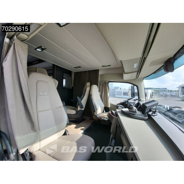 2015 فولفو FH 420-44212225