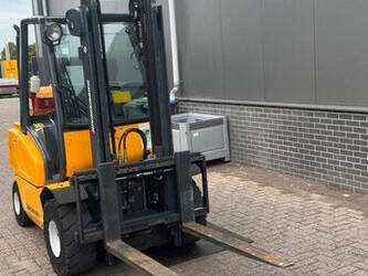 2011-jungheinrich-tfg30s-1393186-44212236