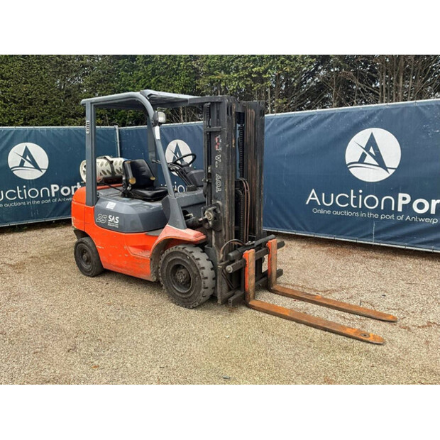 2001 Toyota 42-7FGF25-44212270