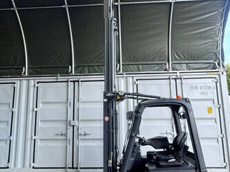 2014-linde-e16c-02-1393190-44212326