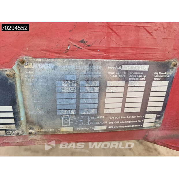 1990 نوتبووم OVB-48 VV-44212383