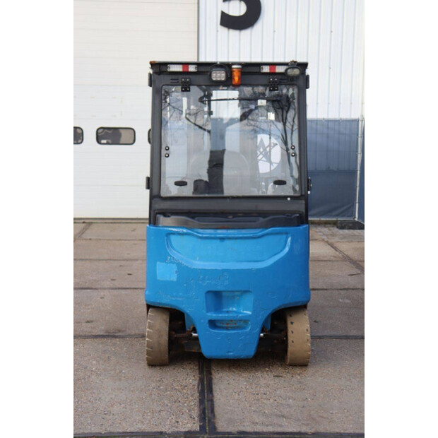 2021 دووسان B25X-7-44212727