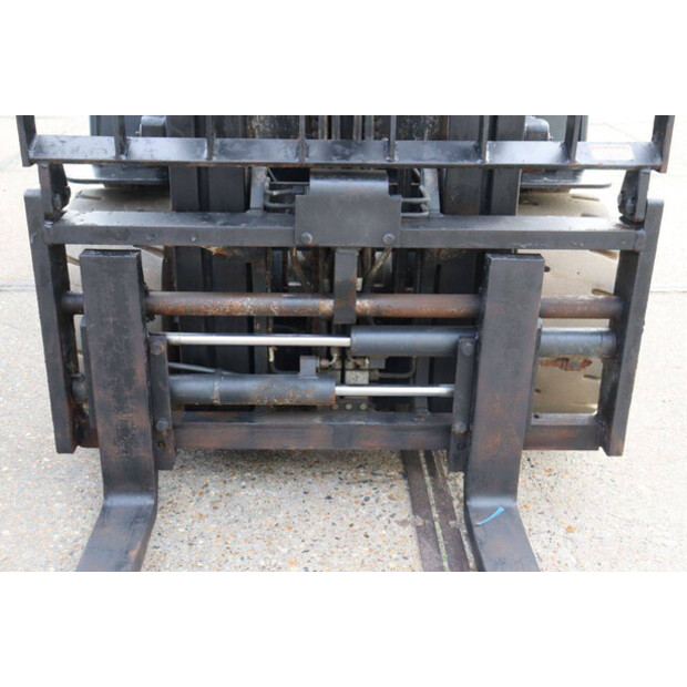 2021 دووسان B25X-7-44212735