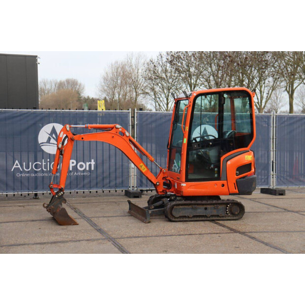 2017 كوبوتا KX016-4-44212824