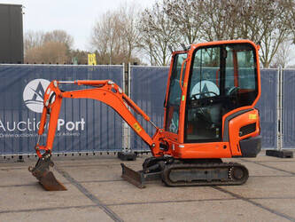 صورة ل حفارات 2017 كوبوتا KX016-4