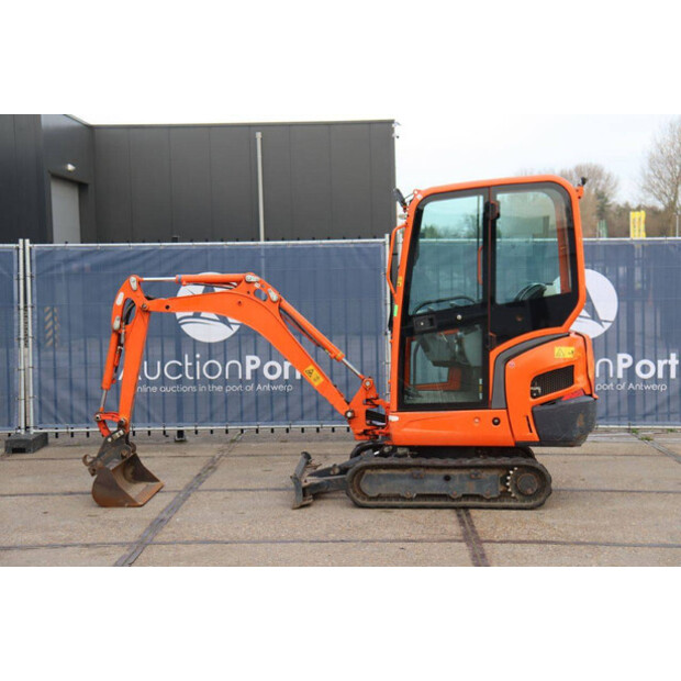 2017 كوبوتا KX016-4-44212825