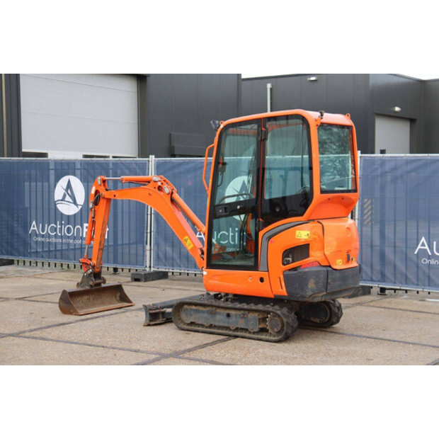 2017 كوبوتا KX016-4-44212826