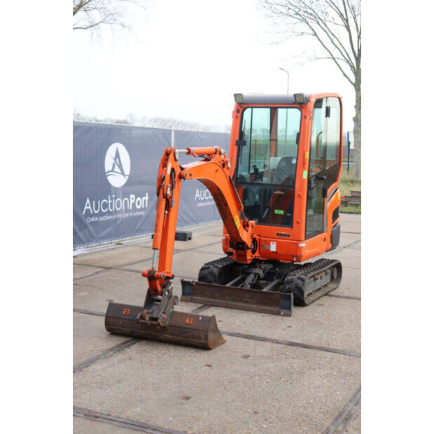 2017 كوبوتا KX016-4-44212833