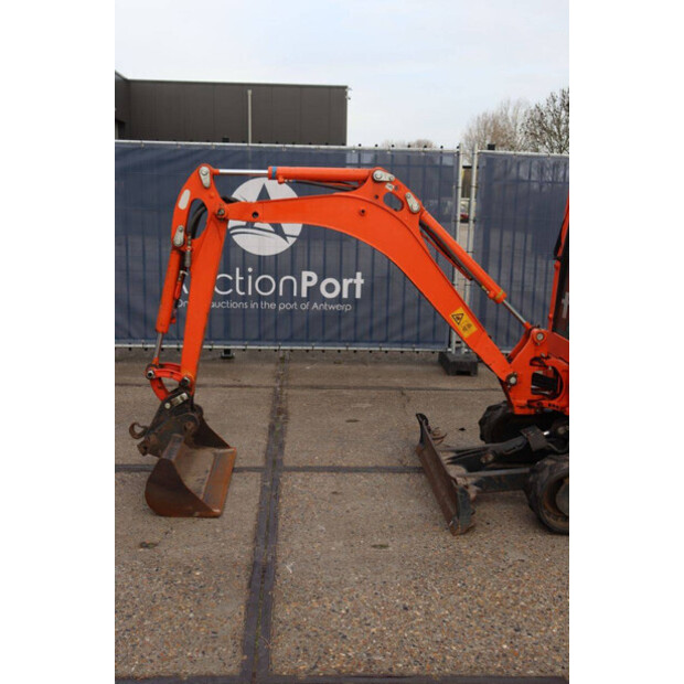 2017 كوبوتا KX016-4-44212834