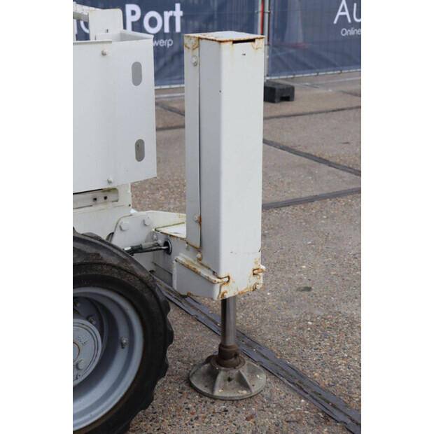 2013 Genie GS-2669-44212911