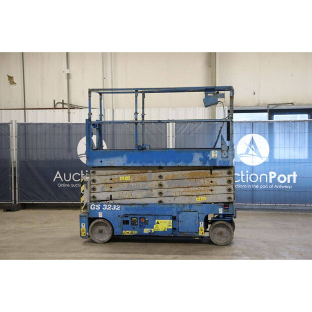 2016 Genie GS-3232-44213137