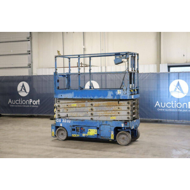 2016 Genie GS-3232-44213138