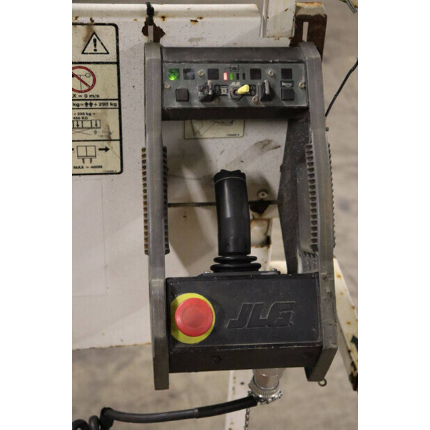 2016 جيه ال جي 2646 ES-44213534