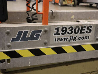 2012-jlg-1930es-1393224-44213857