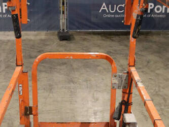 2012-jlg-1930es-1393224-44213861