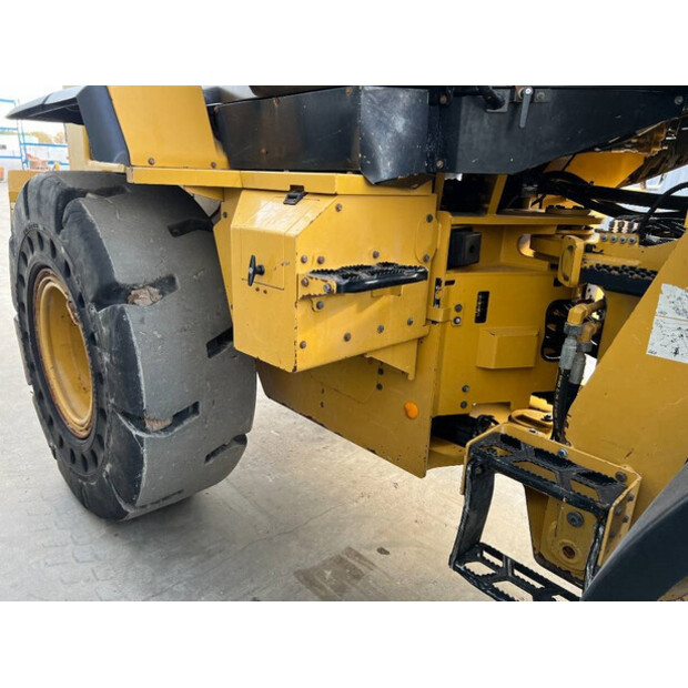 2019 Caterpillar 930M-44214089