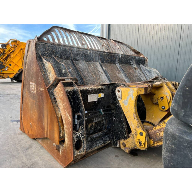 2019 Caterpillar 930M-44214104